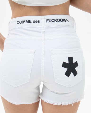 Шорты COMME DES FUCKDOWN Шорты COMME DES FUCKDOWN