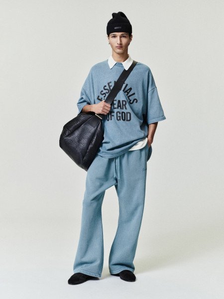 Футболка FEAR OF GOD ESSENTIALS - Фото 3