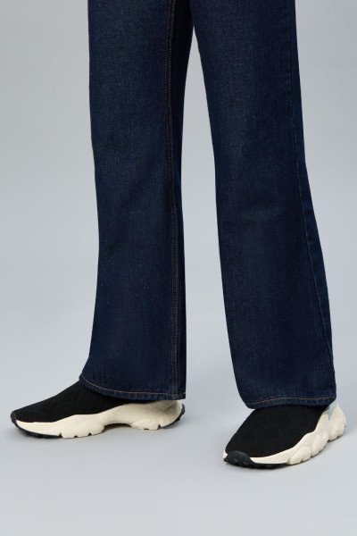 Кросівки FLOWER MOUNTAIN