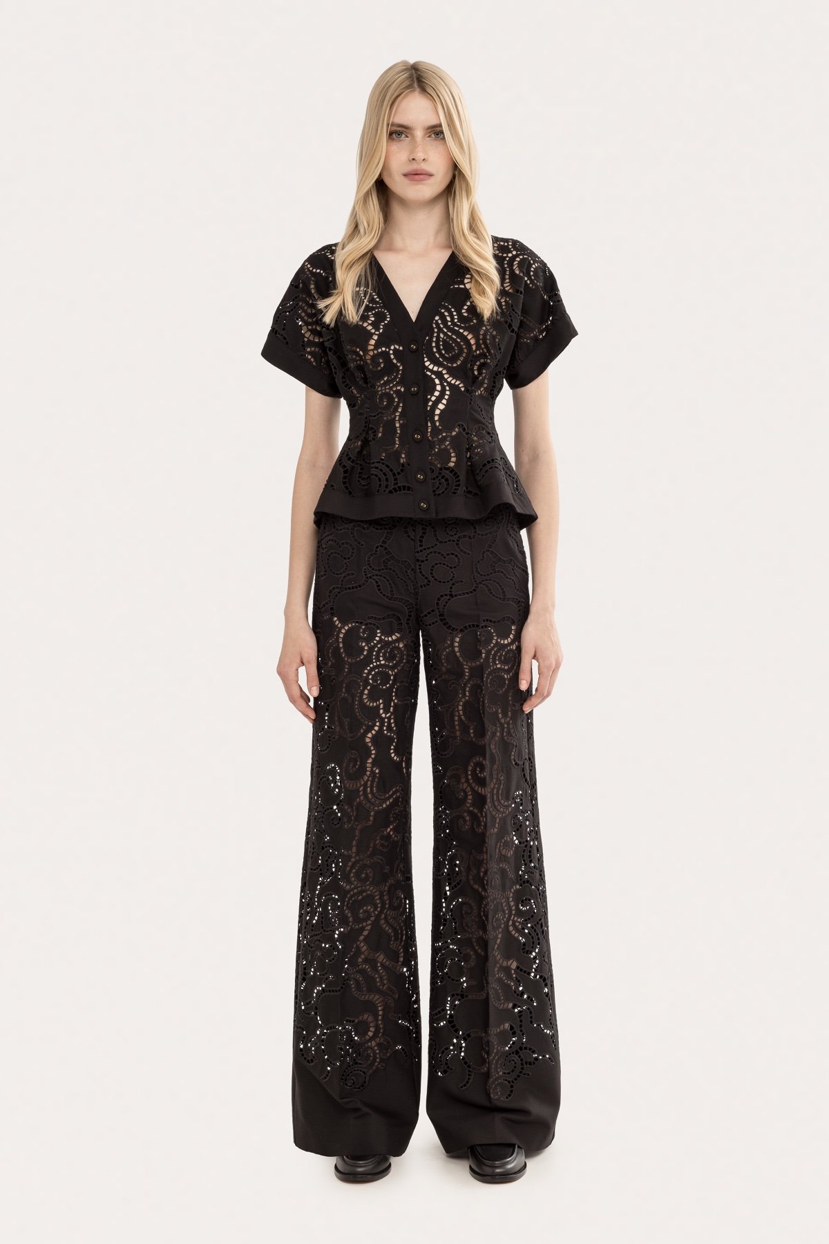 Костюм NISSA - Фото 1 Костюм NISSA - Фото 1