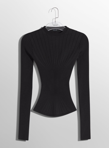 Топ MUGLER